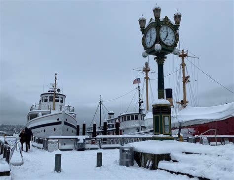 Saturday stunner: Snowiest Seattle day in 52 years - Seattle Weather Blog