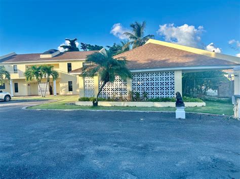 OUT EAST 11-UNIT APARTMENT COMPLEX - KRA Bahamas