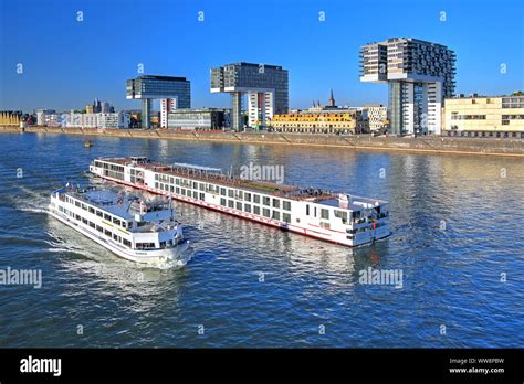 Ship Front View 的图像结果