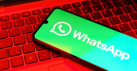 Putin blocks WhatsApp in push for Kremlin-controlled alternative