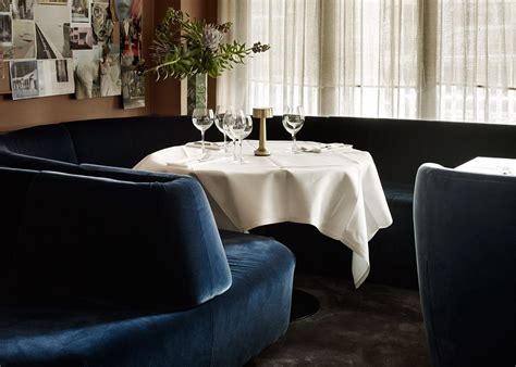 Curved Banquette Seating For Dining Room at Crystal Yazzie blog