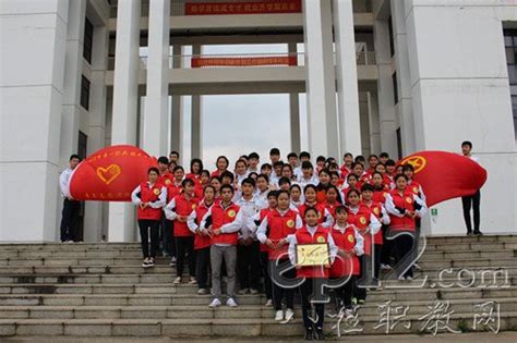 柳州市一职校首批高职学子开学_动态_广西八桂职教网-有职教的地方就有我们!