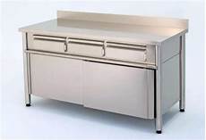 cassetti scorrevoli cucina linea cucina tavolo armadiato con ante scorrevoli e due cassetti scorrevoli cucina linea cucina tavolo armadiato con ante scorrevoli e due