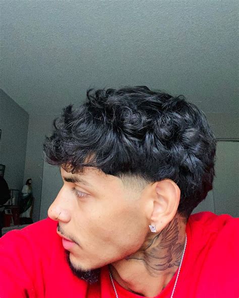 Instagram | Wavy hair men, Fade haircut curly hair, Curly hair men