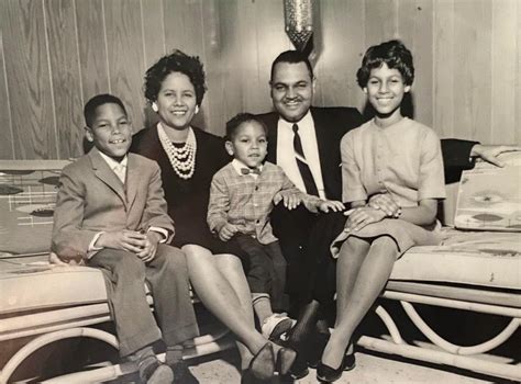 Home | Officer Funeral Home, PC of East St. Louis