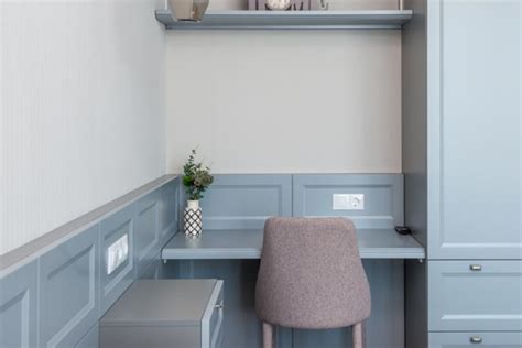 Wardrobe with Study Table Design 的图像结果