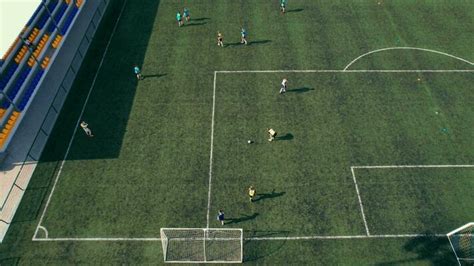 Playing Football 的图像结果