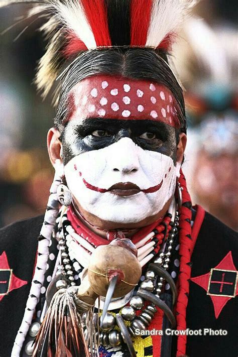 Which Native American Tribes Paint Their Face?