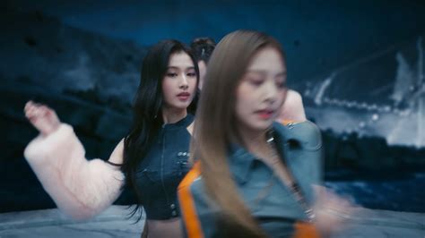 TWICE Set Me Free MV Teaser Screencaps (4K) - K-Pop Database / dbkpop.com