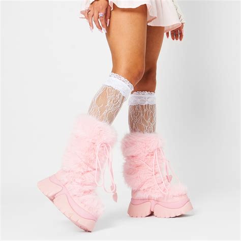 Kawaii Sasquatch Fluffy Snow Boots - Pink | Kawaii boots, Snow boots ...