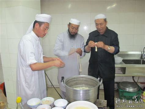 国家宗教局领导来西宁调研伊斯兰教工作 - 回族文化 - 穆斯林在线（muslimwww)