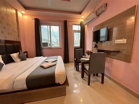 HOTEL KAANHA RESIDENCY (Tapovan) - Inn Reviews, Photos, Rate Comparison ...