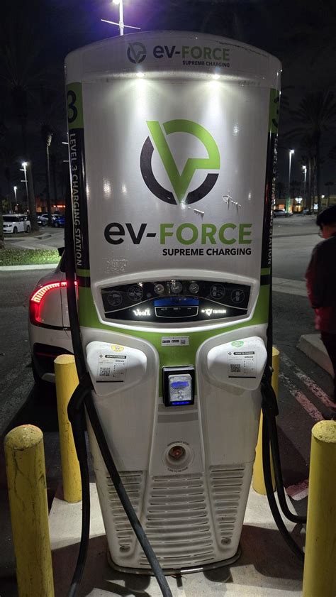 Buena Park Place - Olive Garden | Buena Park, CA | EV Station