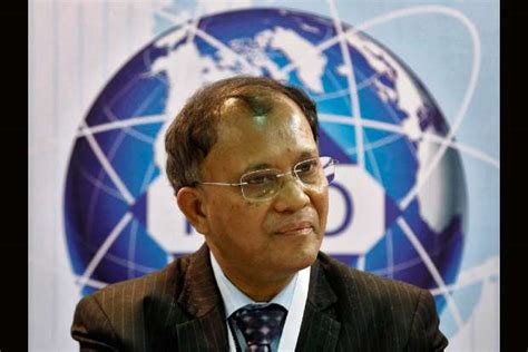 Former RBI deputy governor appointed as chairman of MFI panel