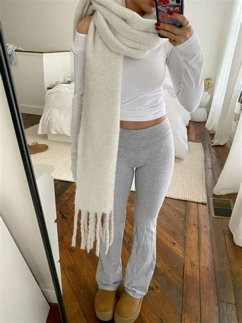 Invictus lady of zeta yoga pants grey s – Artofit