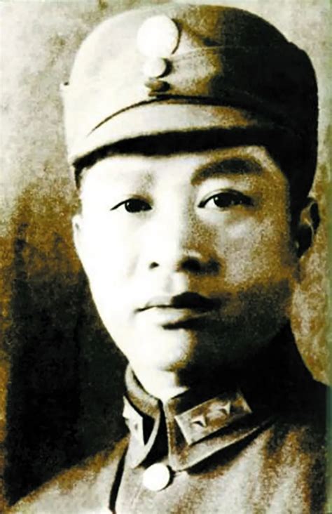“共产党的第一任总司令”叶挺 - 红色记忆 - 廉韵津沽