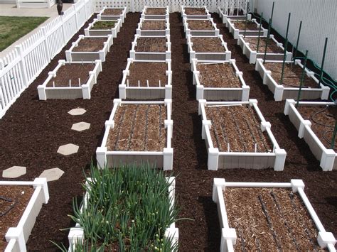 Vinyl Raised-Bed Garden Planters | Raised garden beds diy vegetables ...