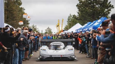 Volkswagen aiming for new record at Goodwood with the I.D R Pikes Peak ...