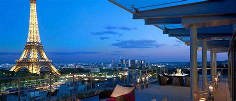 2 - 4 months from the wedding