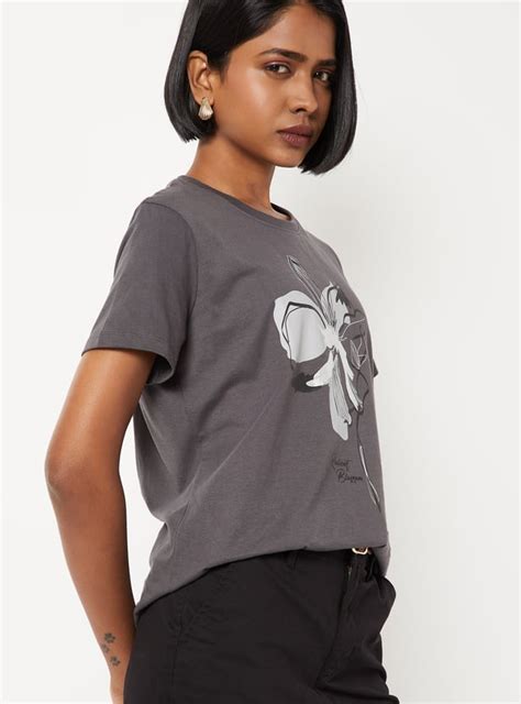 Buy Women Floral Print T-shirt Online at just Rs. 299.0 - 1000016122060 ...