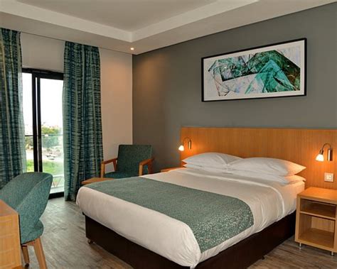 CITY LODGE HOTEL MAPUTO - Hotel Reviews, Photos, Rate Comparison ...