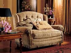 divanetti classici divanetto a due posti stile classico di lusso idfdesign divanetti classici divanetto a due posti stile classico di lusso idfdesign