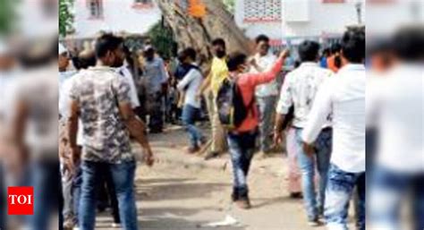 West Bengal: Guns fired, candidates injured in Barrackpore ‘battlefield ...