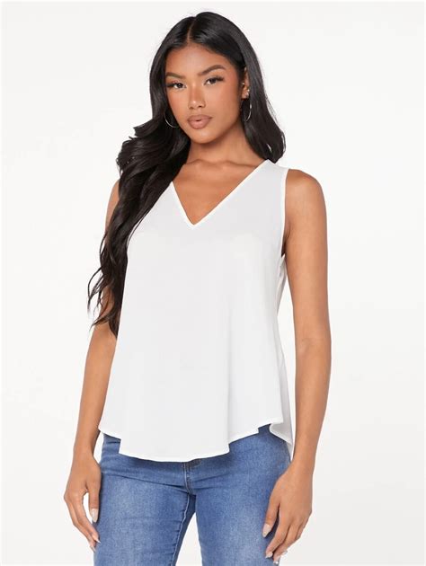 SHEIN Essnce V-neck Solid Top | SHEIN USA