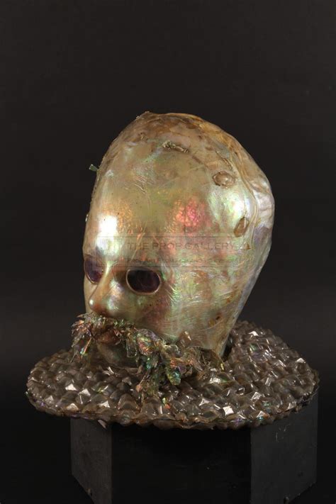 The Prop Gallery | Rost (Sarah Berger) Cryon head & ruff - Attack of ...