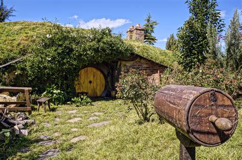 diy hobbit house