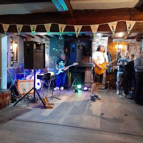 White Hart Ashby , The White Hart, Ashby-de-la-zouch, 13 December 2024 ...