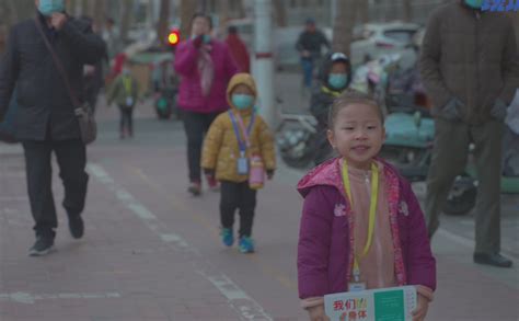 疫情无法复学，郑州一幼儿园卖“有机餐”自救，生意火爆！-大河新闻