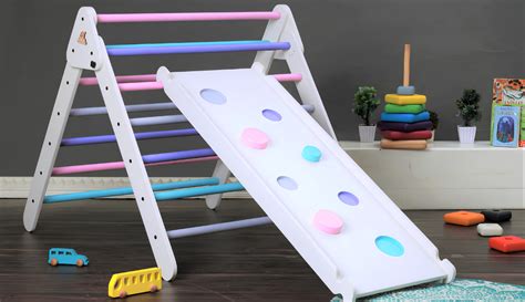 Are Pikler Triangles Safe & Worth It? A Parent's Guide – Ariro Toys