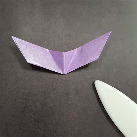 Origami Bat Tutorial 的图像结果