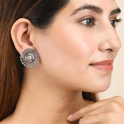 Folklore Beaded Enamel Cutwork Stud Earrings – VOYLLA