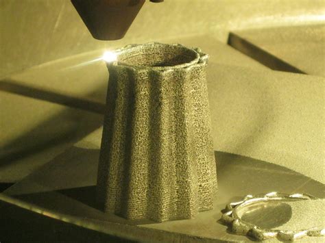 Quick Guide to Metal Additive Manufacturing for Industrial Components - Optomec