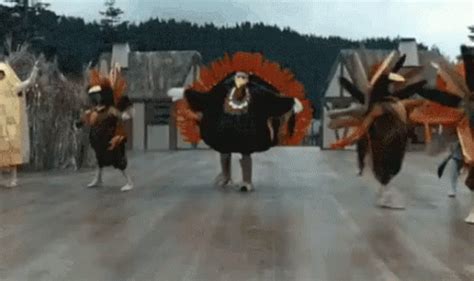 Its Thanksgiving GIF - Thanksgiving TurkeyDay Dance - Discover & Share GIFs