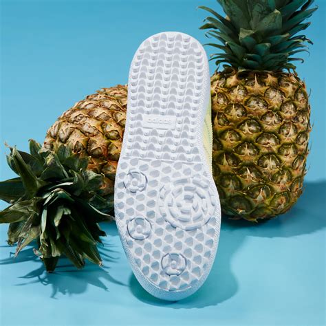 Everything you need to know about the Adidas Samba golf shoe | Golf ...