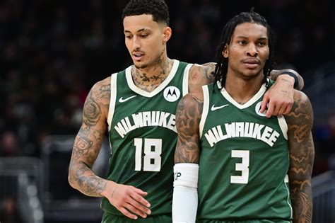 Kyle Kuzma Injury Leaves Bucks Vulnerable In One Obvious Respect