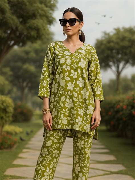 Olive Green Floral Co-ord Set with V-Neck Kurta & Straight Pants