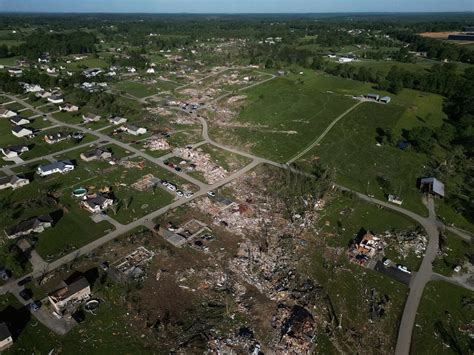 Strong tornadoes and flooding may hit the southern Plains and Ozarks ...
