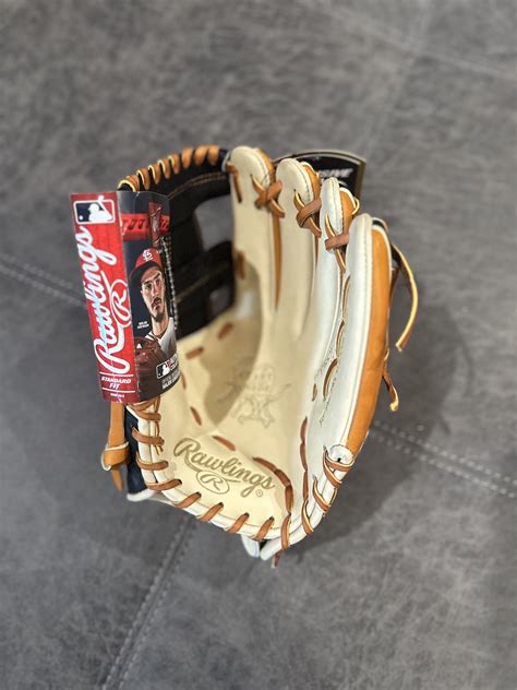 Baseball Glove 的图像结果