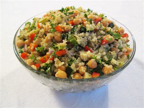 Chickpea Quinoa Salad with Roasted Vegetables Recipe - Robins KeyRobins Key