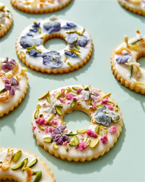 Embellished Wreath Cookies | Recipe | Edible flowers recipes, Elegant ...