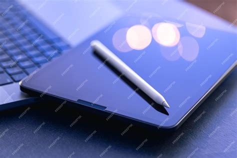 Computer Tablet with Pen 的图像结果