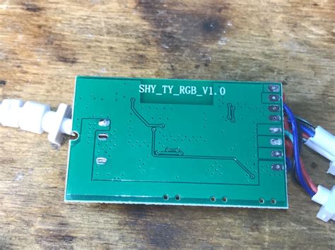 [CBU/BL2028N] Appio Strip 7331 LED Strip Controller with IR Receiver