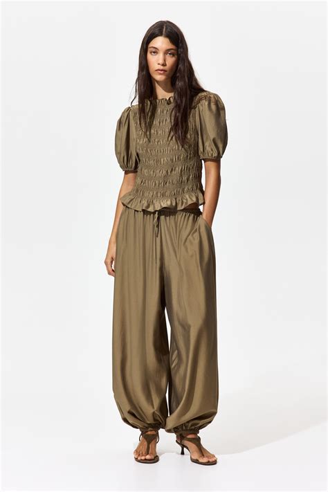 Women's Khaki green Smocked blouse | H&M IN