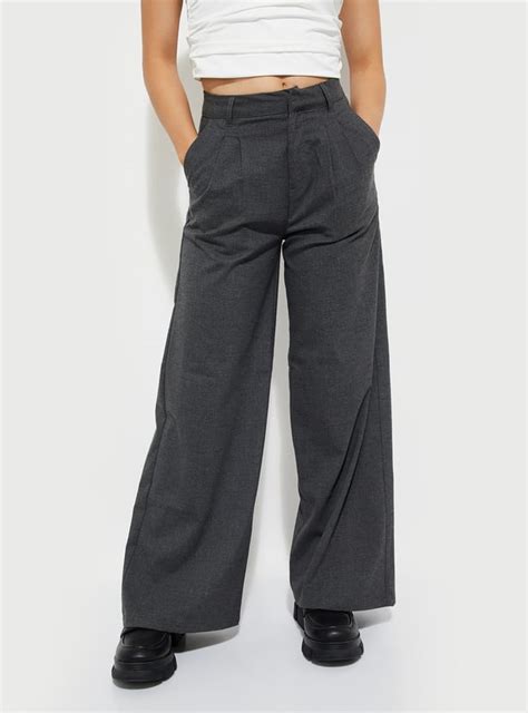 Buy URB_N Women Pleated Wide Leg Trousers Online at just Rs. 1199.0 ...