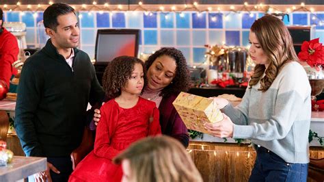 Christmas by Starlight (2020) - Backdrops — The Movie Database (TMDB)