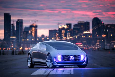 Mercedes-Benz F015 Luxury in Motion Concept in San Francisco - Car Body ...